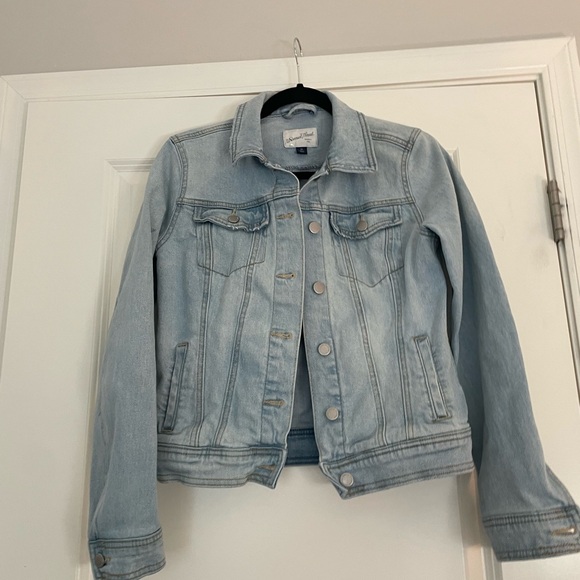 Universal Thread Denim Jacket - Picture 10 of 15